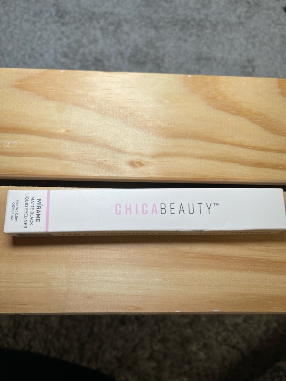 Mirame Liquid Eyeliner - Black
